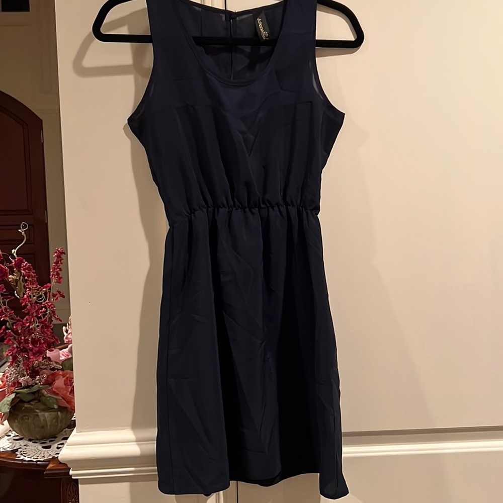 New never been worn sleeveless navy blue dress